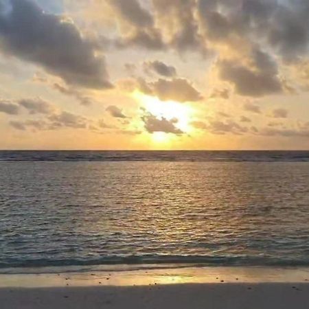 Beachfront Seaview Apartment Male Ngoại thất bức ảnh
